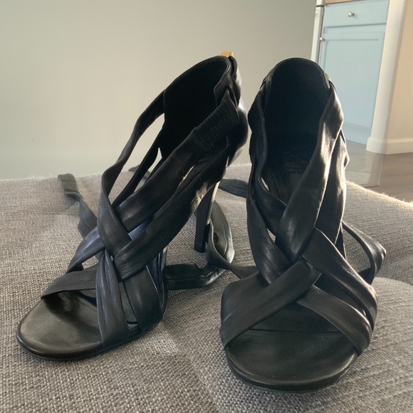 TORY BURCH Black Women's Heels - Picture 2 of 8